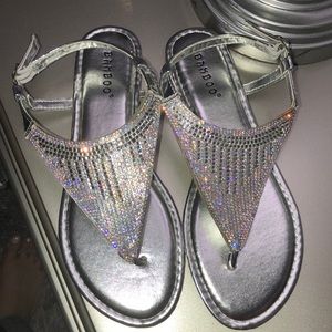 Silver blinged out sandals 💖
